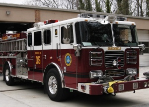 Engine 353 photo by Greenbelt FD